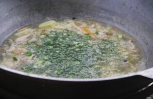 Sopa de repolho Camping na grelha