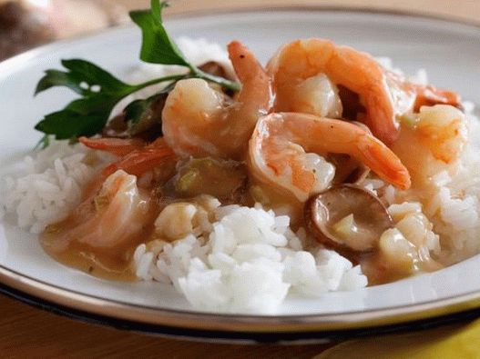 Louisiana Gambo com camarão e salsicha