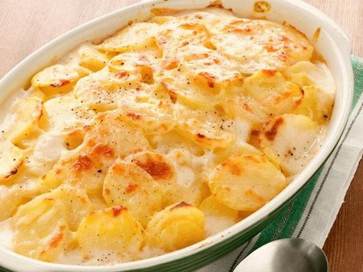 Caçarola de batata com baixo teor de gordura