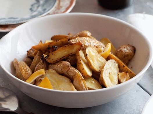 Batatas de cera assadas com limão