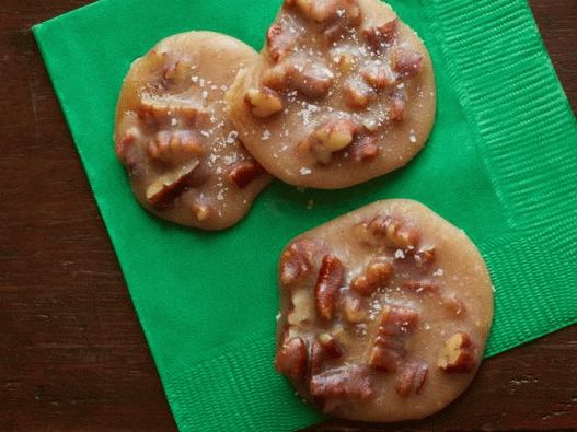 Foto de praliné com nozes cristãs