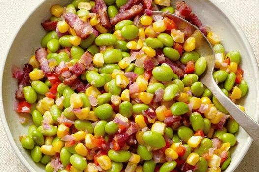 Foto do prato - refogue o feijão Edamame com milho e bacon