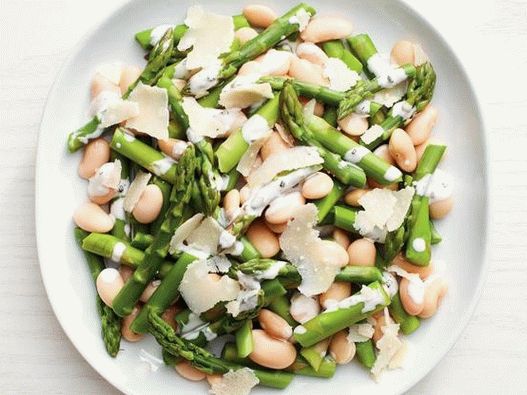 Foto - Salada de Espargos e Feijão Lima