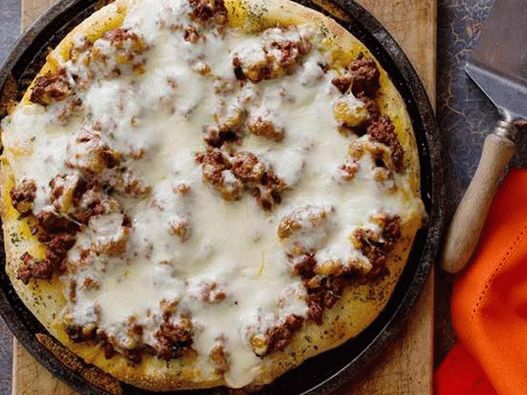 Pizza com carne picada