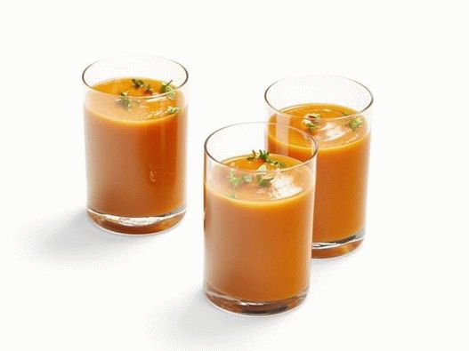 Sopa creme de cenoura com tomilho