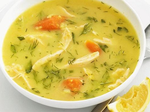 Sopa de galinha com arroz e curry