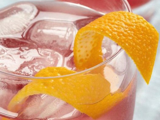 Fotografia - Cocktail tônico de laranja e groselha