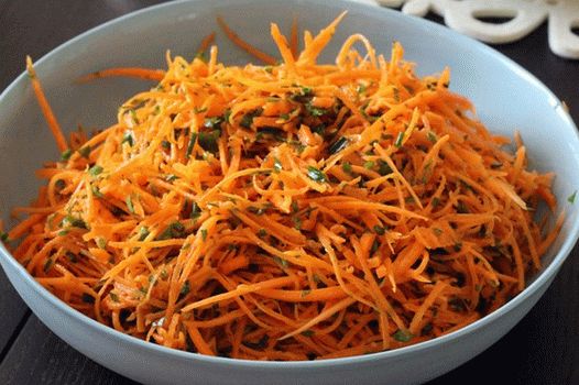 Foto salada francesa com cenoura