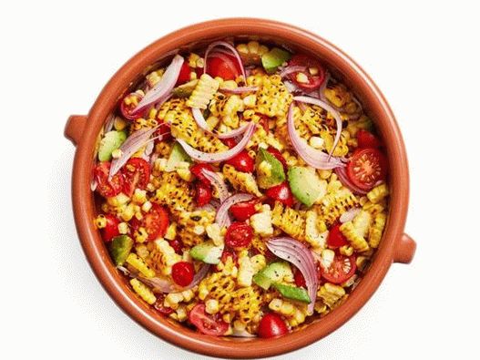 Foto salada de milho e abacate