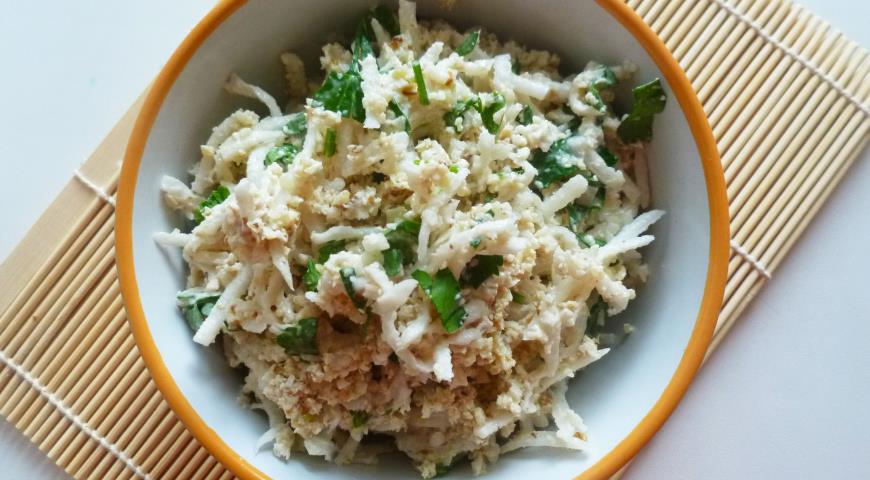 Salada de rabanete e nozes