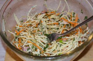 Salada de rabanete verde