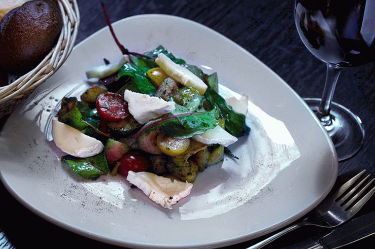 Salada "Saint Mor"