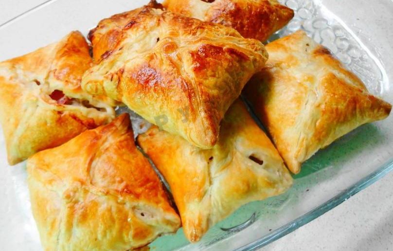 Samsa de massa folhada
