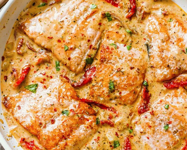 Salmão em molho cremoso