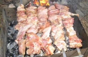 Espetos de coelho