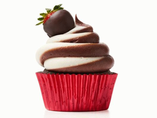 Cupcakes de chocolate com morango