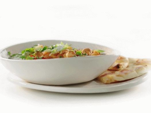 Foto molho de curry com pimentão, frango, cordeiro ou carne