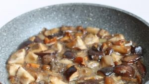 Sopa de cogumelo polonesa