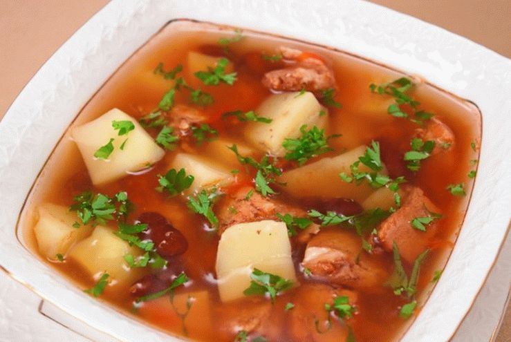 Turquia e sopa de feijão