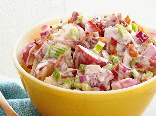 Foto salada de batata super picante