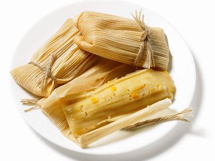 Foto Tamale com recheio de milho