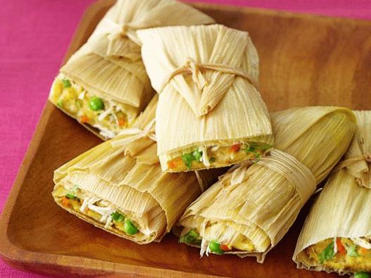 Foto de Tamale com frango e azeitonas