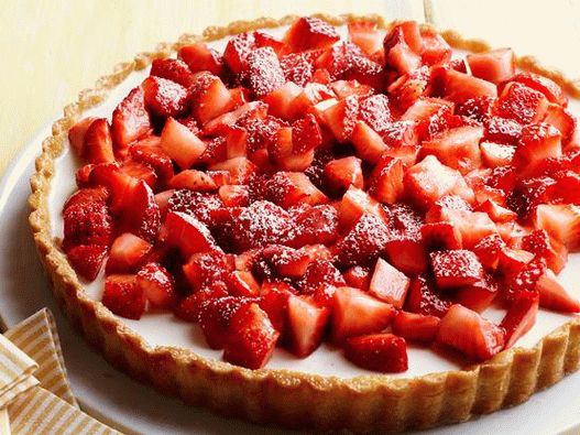 Photo Tart com recheio de creme e morangos