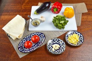 Salada pita quente