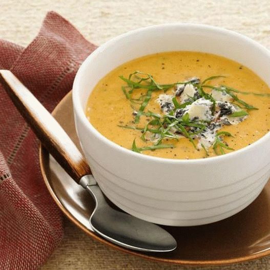 Foto sopa de creme de tomate com queijo azul