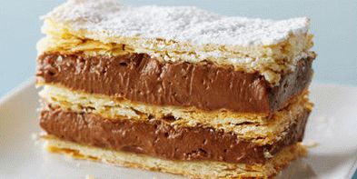 Photo Cake Napoleon com creme de chocolate Patissier e avelãs