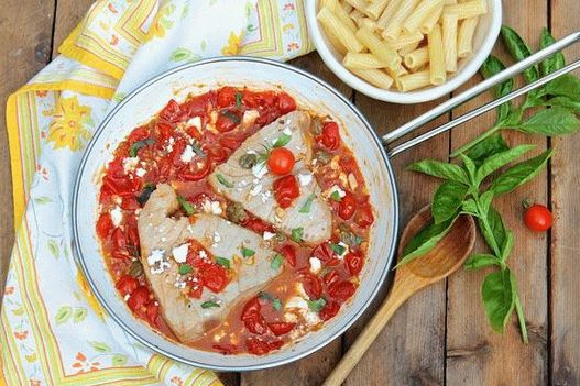 Foto de atum em molho de curry