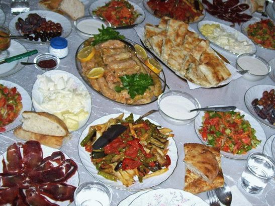 Festa-descanso-turciya-kuhnya2