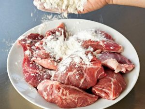 Bochechas de porco assada