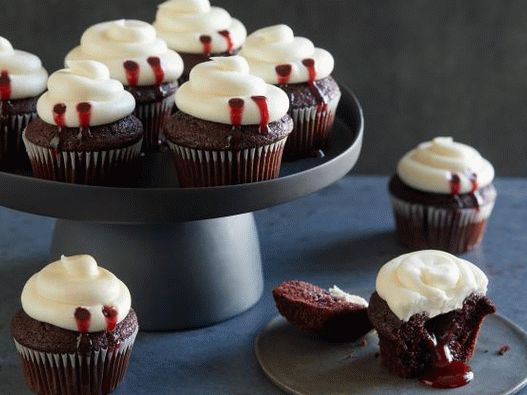 Cupcakes com foto de vampiro