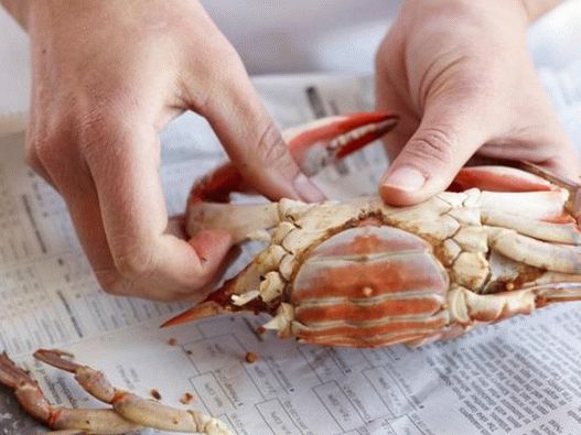Quebre a casca do caranguejo