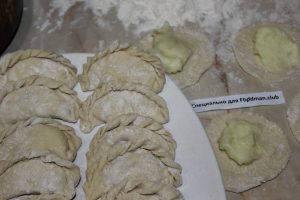 Bolinhos de massa com batatas