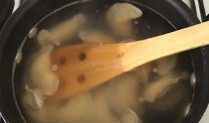 Bolinhos de massa com suluguni