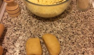 Bolinhos de massa com suluguni