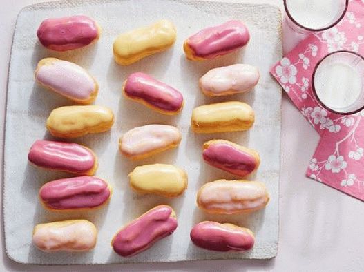 Eclairs com esmalte colorido