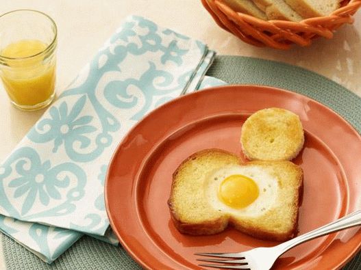 Foto ovos fritos no pão