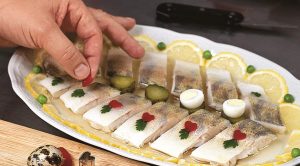 Geleia de peixe com caviar