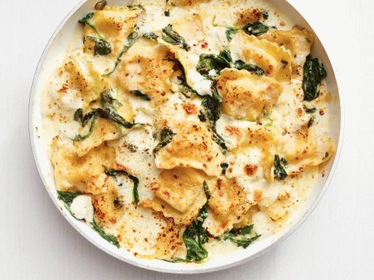 Ravioli de espinafre cozido na foto