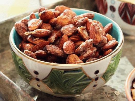 Foto de amêndoas cristalizadas