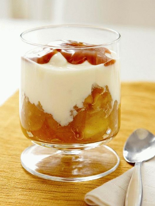 Foto do prato - iogurte caseiro com compota de maçã