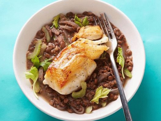 Bacalhau frito com lentilhas em 25 minutos